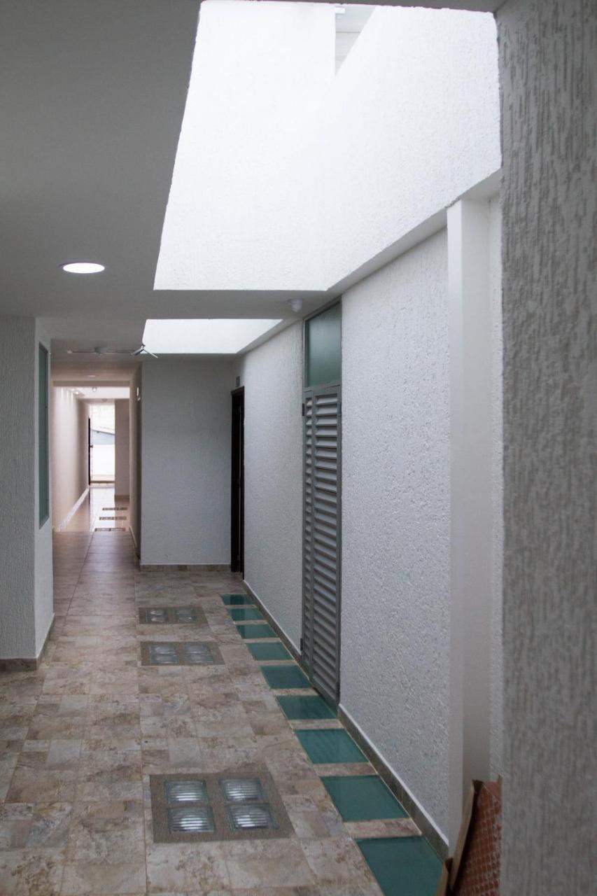 La Ch Hotel